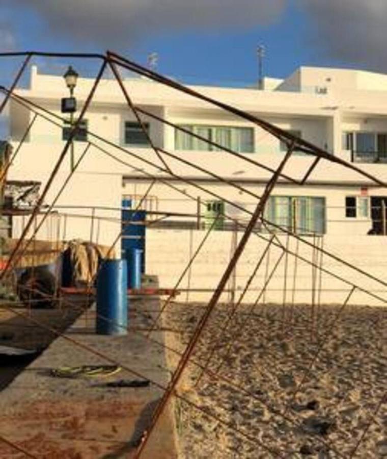 Casa Anclada En La Santa- 4 Apartamentos Frente Al Mar- 1ª Linea Solarium Barbacoa Kültér fotó