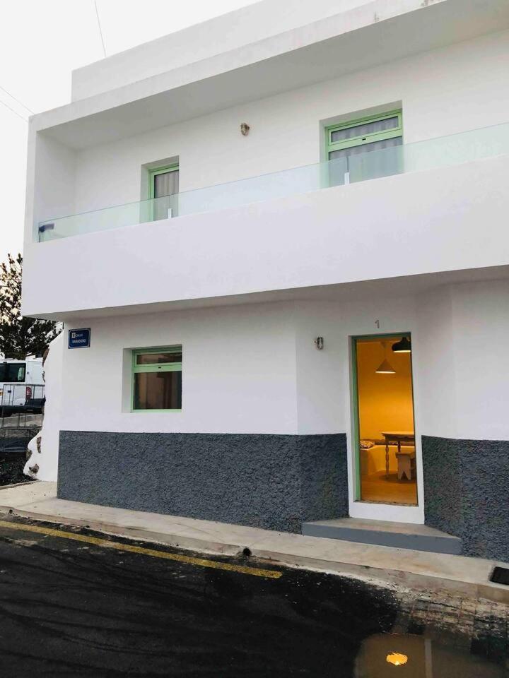 Casa Anclada En La Santa- 4 Apartamentos Frente Al Mar- 1ª Linea Solarium Barbacoa Szoba fotó